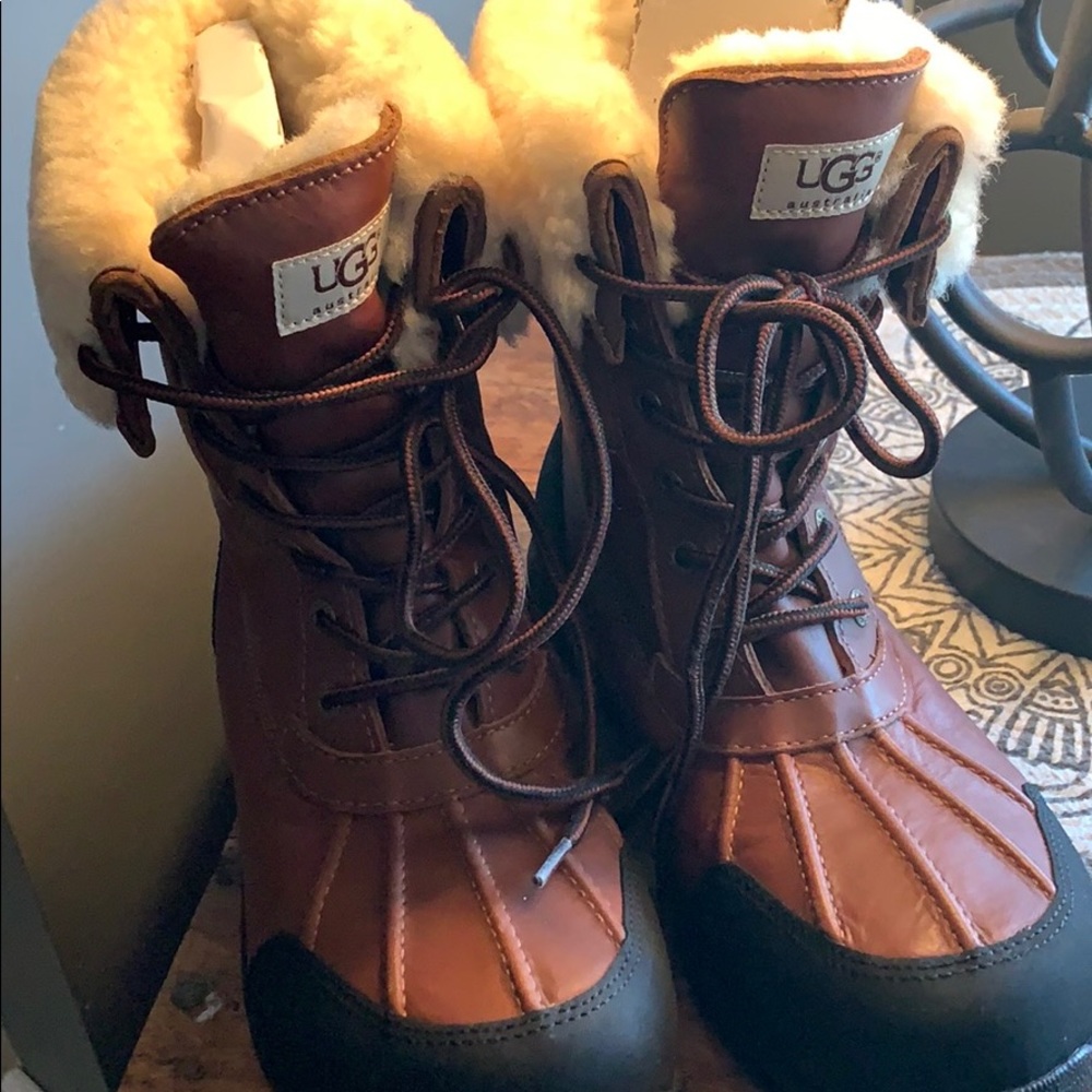 Men’s Winter Boots- UGGS, Worn Once Size 9.5